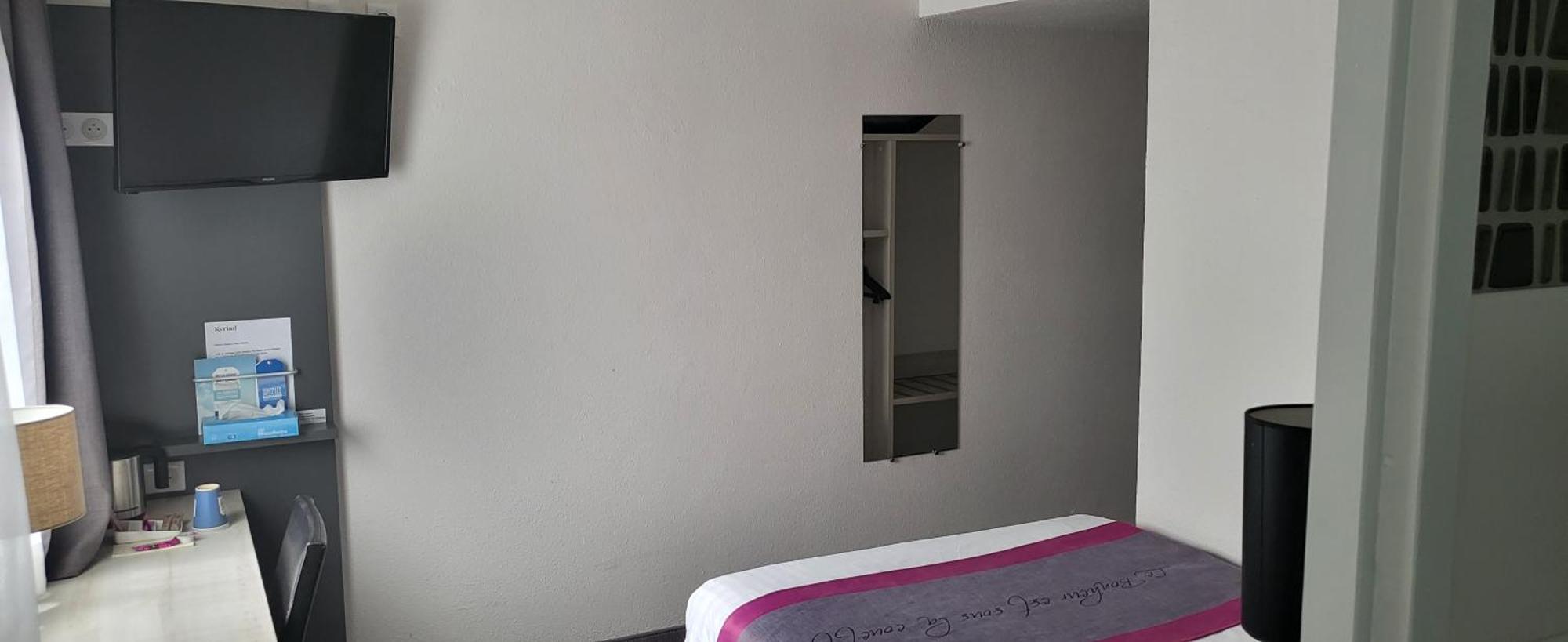 Kyriad Lille Est - Villeneuve D'Ascq Dış mekan fotoğraf
